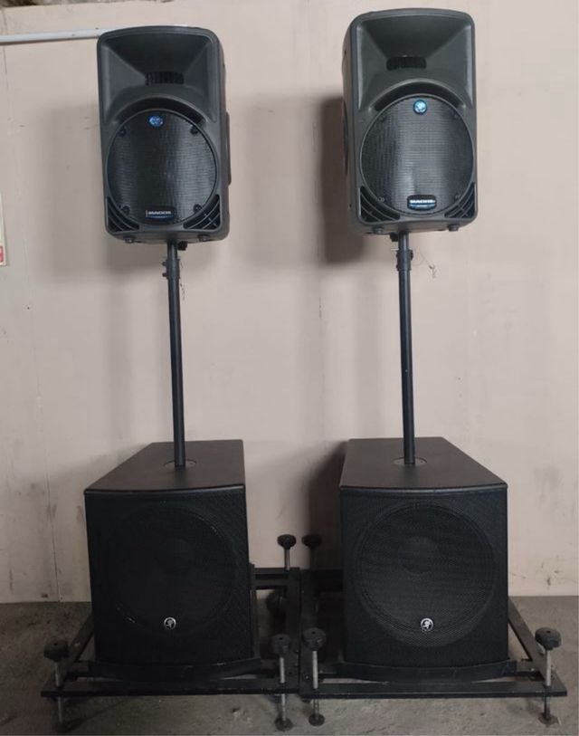 Alquiler altavoces Sonido iluminacion/DJ eventos