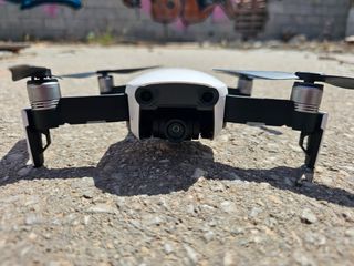 Dron dji mavic air