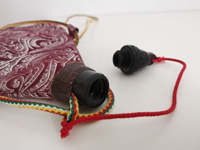 Bota vino piel elegante 1 litro