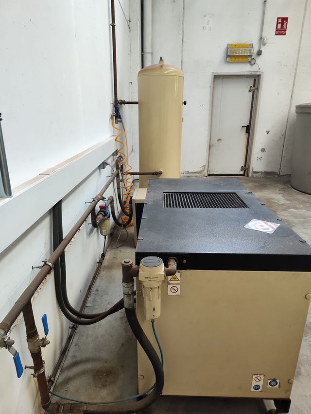 Compresor de aire Ingersoll Rand 520L