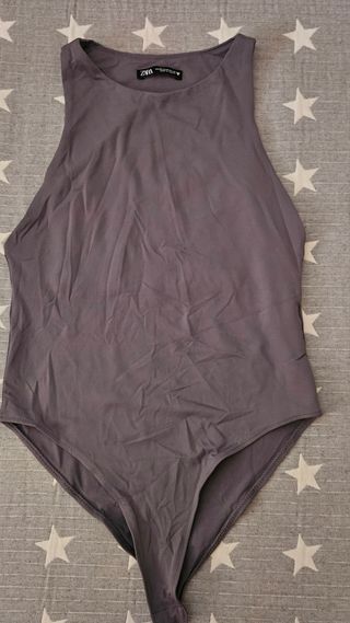 Body Zara Gris.