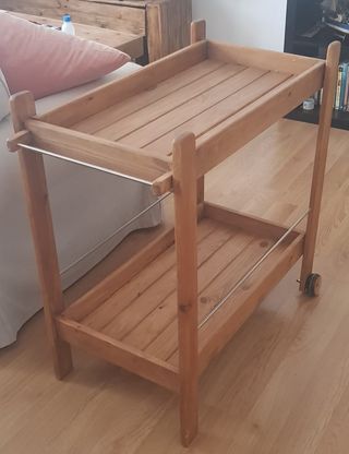 Mobili accessori in legno