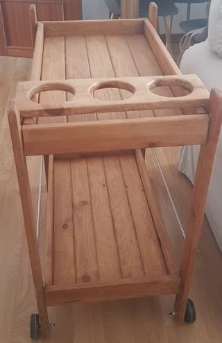Mobili accessori in legno