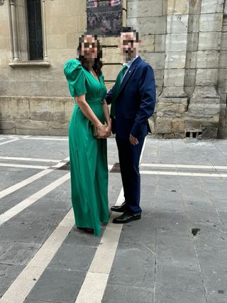 Mono verde abullonado