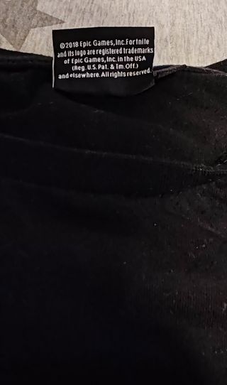 CAMISETA FORTNITE LLAMA