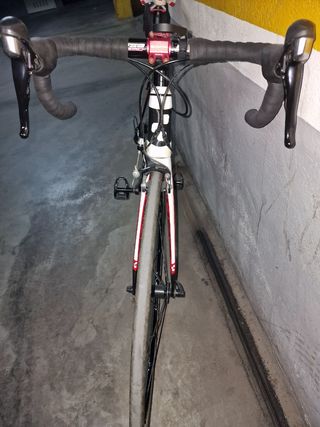 Bicicleta de Carretera Cube Carbono