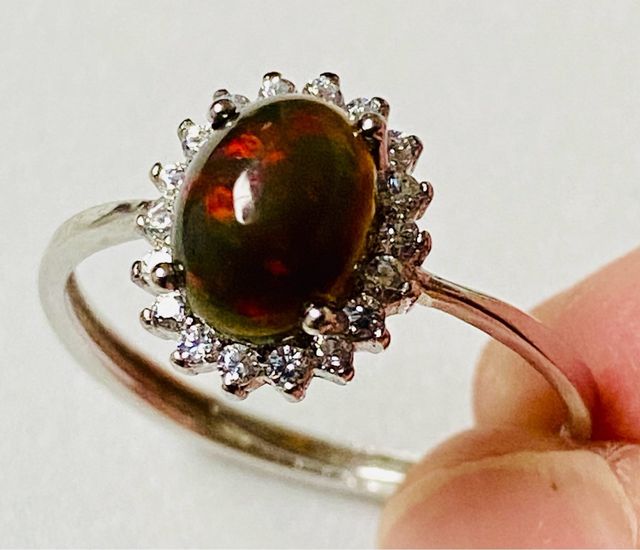 Anillo “Black Opal” ajustable en plata de ley 925