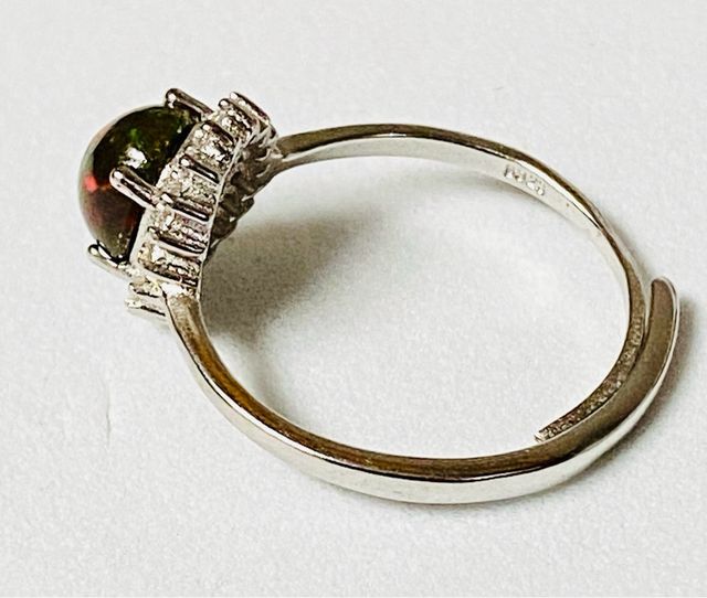 Anillo “Black Opal” ajustable en plata de ley 925