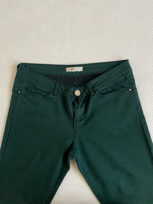 Pantalon pitillo verde