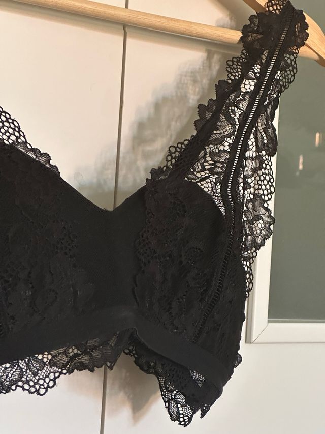 Sujetador negro lencero de Women’secret (talla 90B