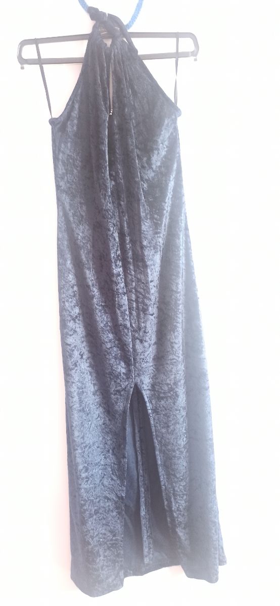 Vestido de terciopelo azul