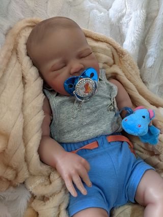 Reborn al cogerlos como coger un bebe hago envíos