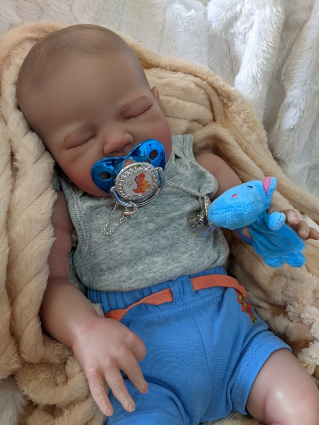 Reborn. al cogerlos como coger un bebe hago envíos