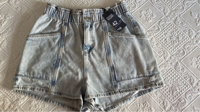 Pantalon vaquero corto 