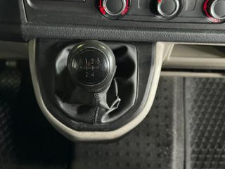 VW Transporter F. Business 2.0TDI desde 279€/mes*