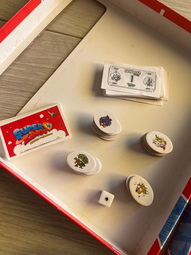 Monopoly junior Superthings