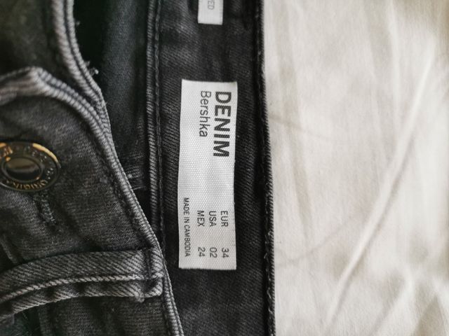 Pantalón vaquero denin Bershka talla 34