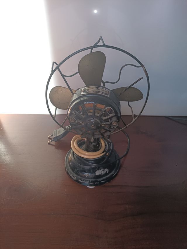 Antigo ventilador de mesa NUMAX