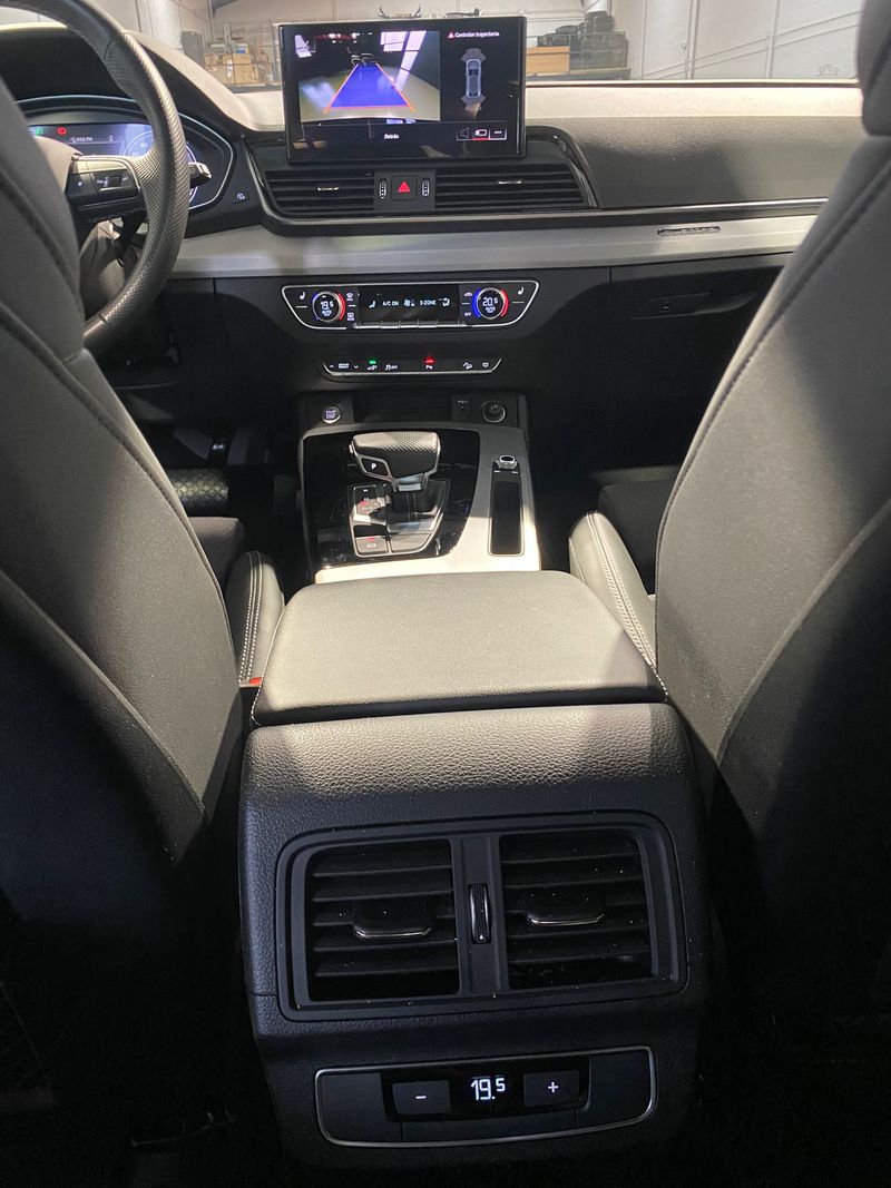 Audi Q5 2021, foto 21