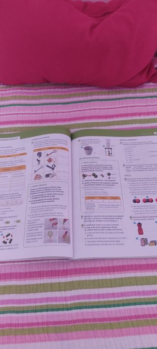 Libro Física y Química 2 ESO forrado. Santillana
