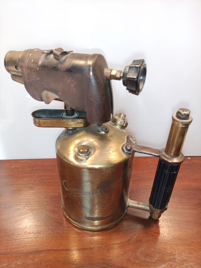 Antiguo soplete OPTIMUS de latón y cobre