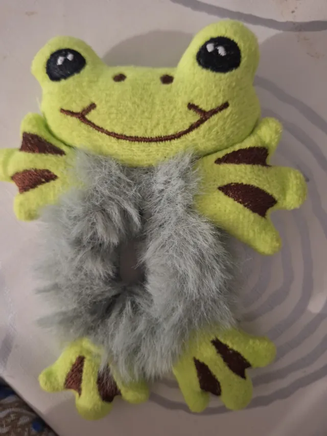 Coletero rana goma pelo