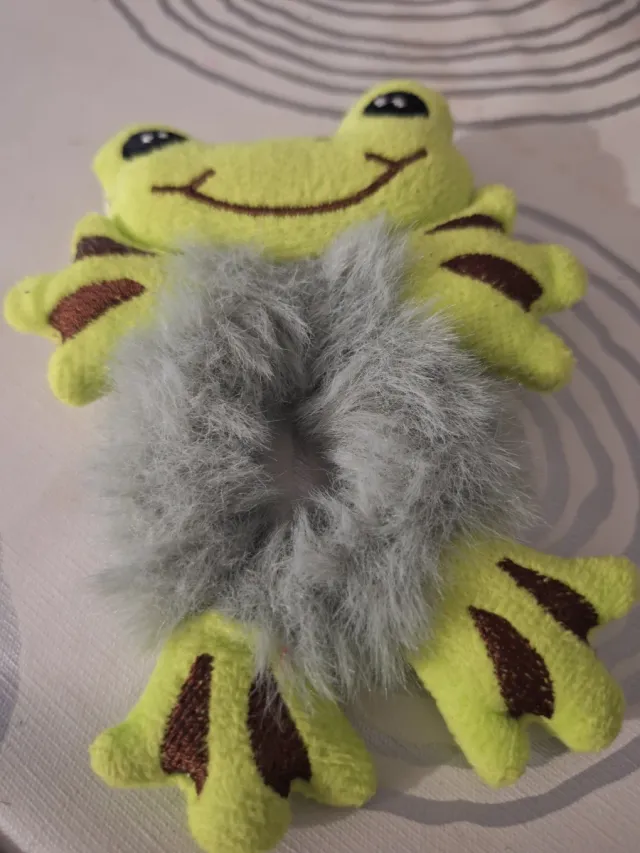 Coletero rana goma pelo