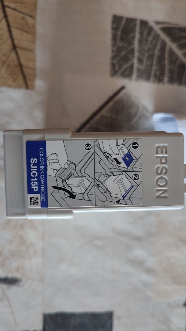 Cartucho de tinta color