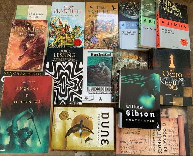 Caja 16 libros ciencia ficción