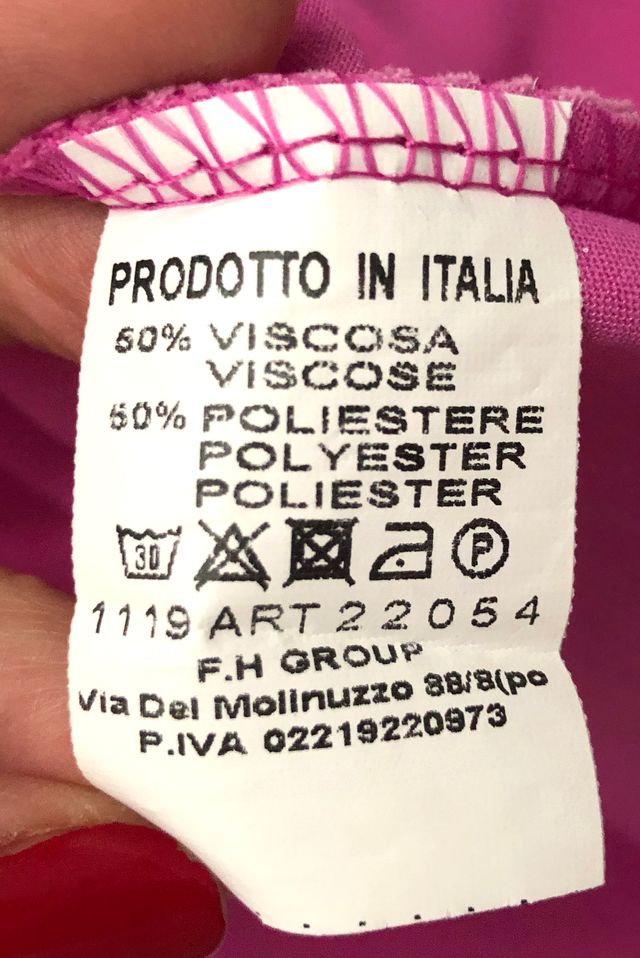 Falda de satén acampanada rosa Barbie. Leer descri