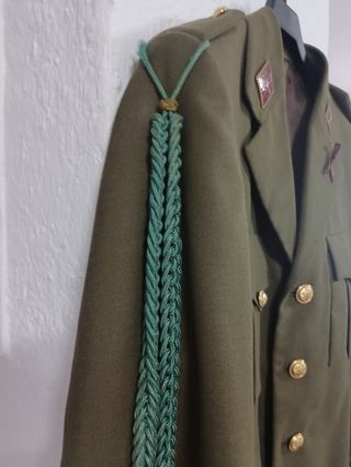 Traje auntentico militar