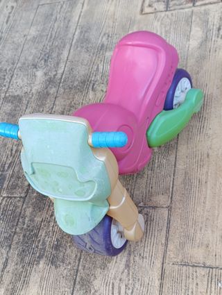 moto de juguete Feber