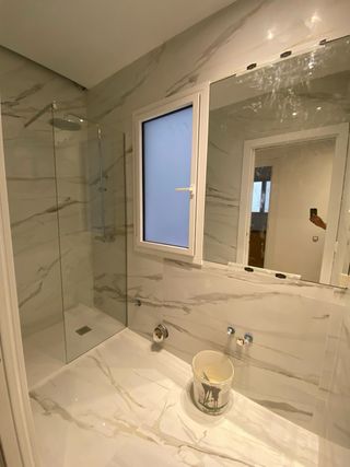 Cristalero y carpintero de aluminio