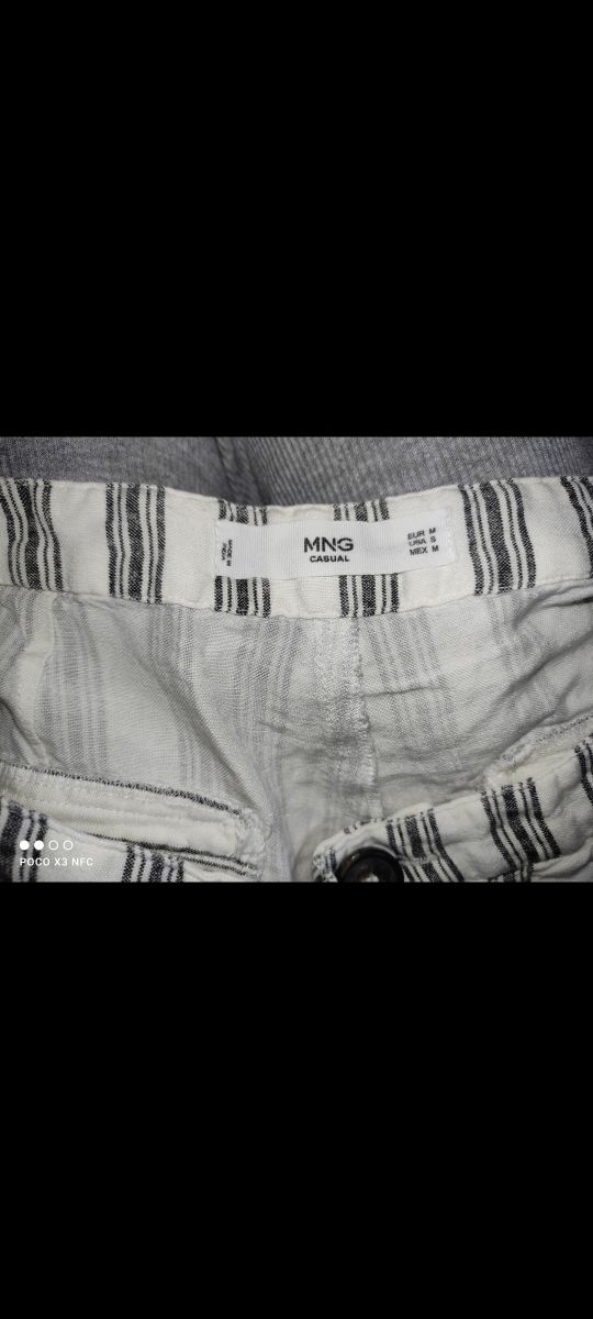 Pantalón corto rayas gris y blanco mango