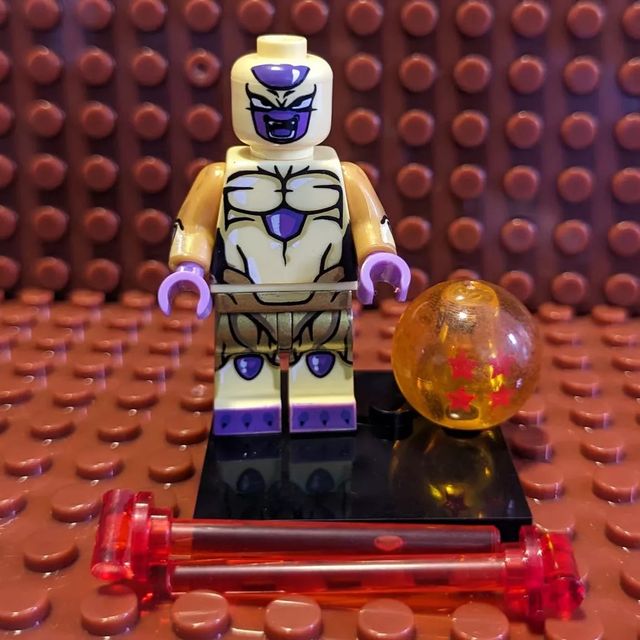 Bonecos compatíveis con Legos de Freezer oro