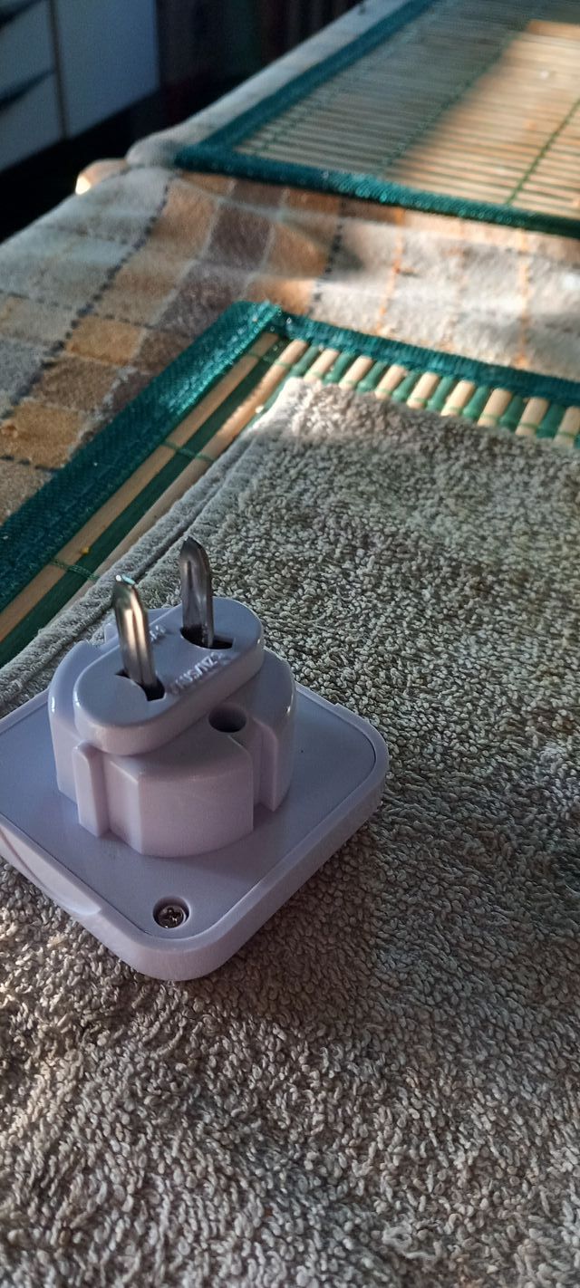 Adattatore Samsonite bianco