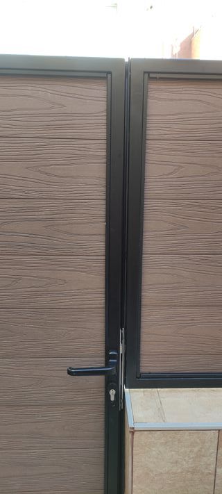 Puertas de hierro, rejas y barandillas a medida.