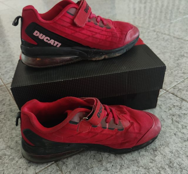 Scarpe ducati n 34 bambino