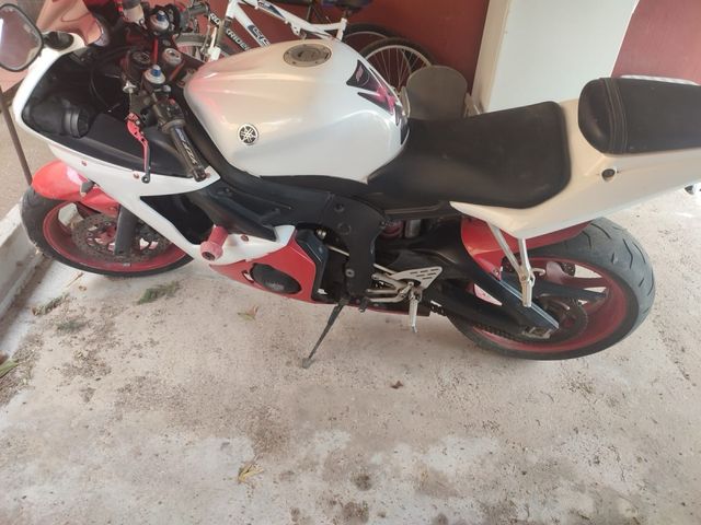 Yamaha YZF-R6