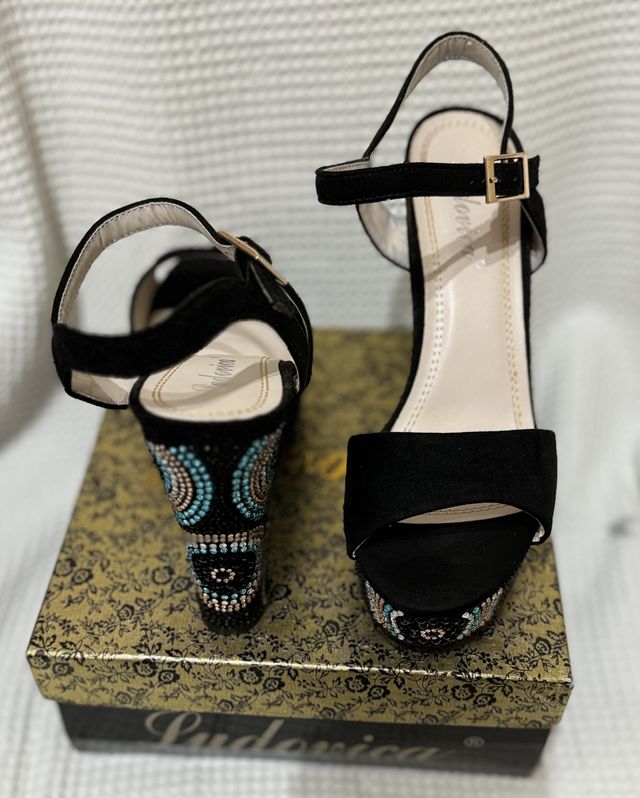 🎁 Scarpe da donna 38