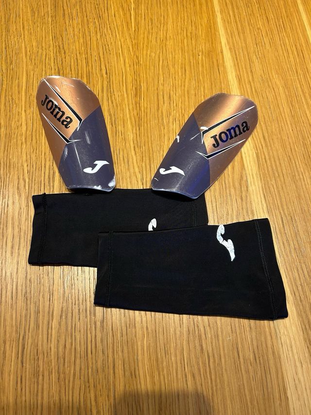 Joma parastinchi per calcio/calcetto