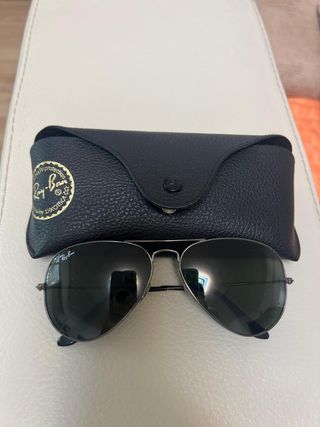 Ray-Ban