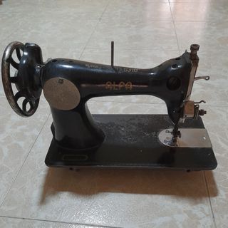 Máquina de coser antigua