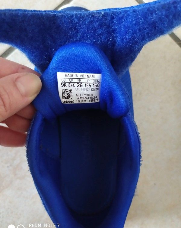 Scarpe da ginnastica da bambino n.ro 26 - Adidas