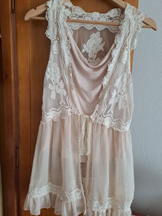 Chaleco de fantasía crema/beige con bordados