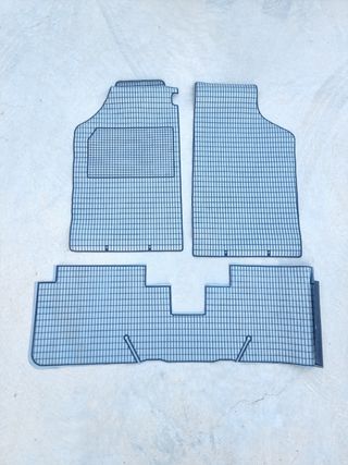 Juego alfombrillas goma PEUGEOT 205