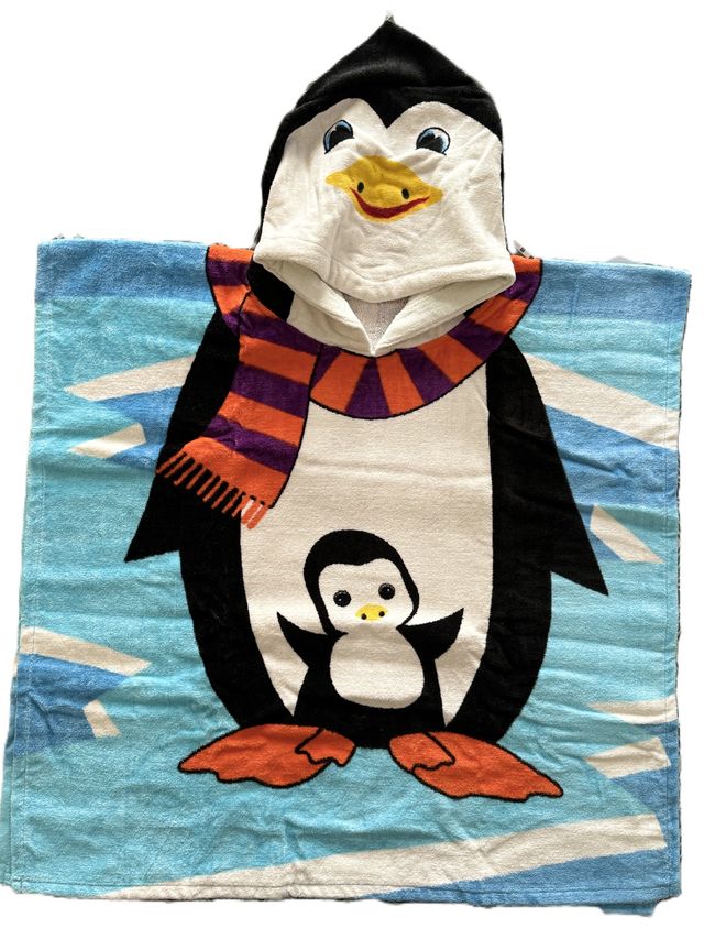 🎁 Baby poncho pinguino
