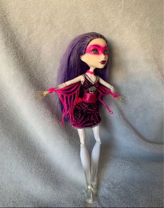 Monster high Spectra