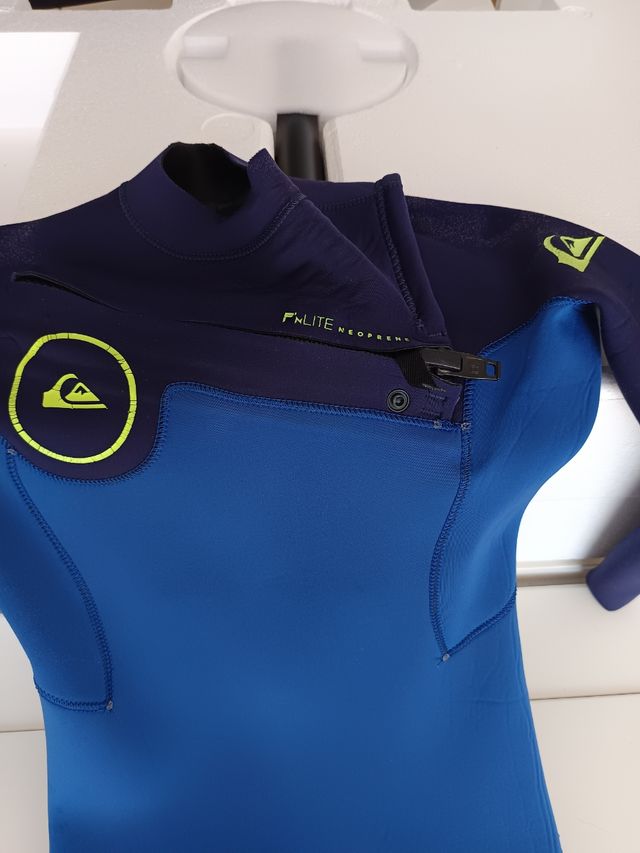 Neopreno Quiksilver talla 12