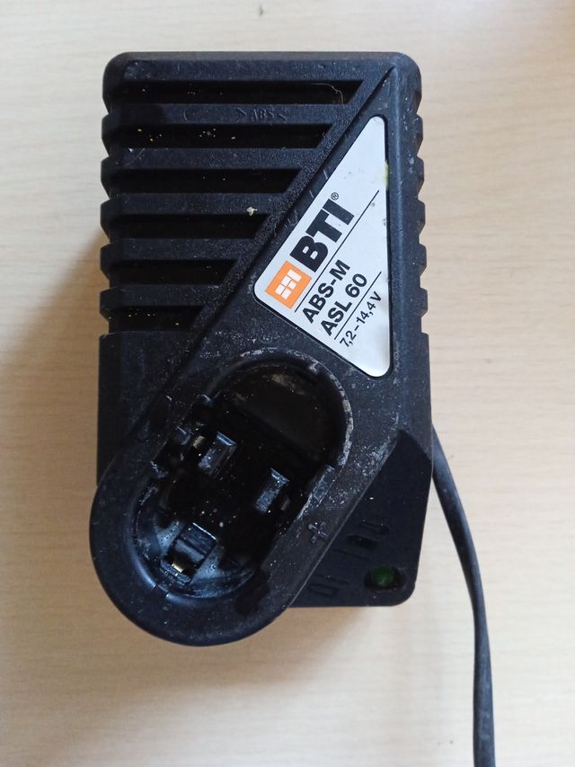 Cargador btt-abs M taladro/destornillador